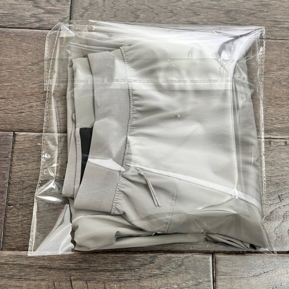 Lululemon NWOT Surge Hybrid Pant *Reflective Gull Grey - Picture 13 of 13
